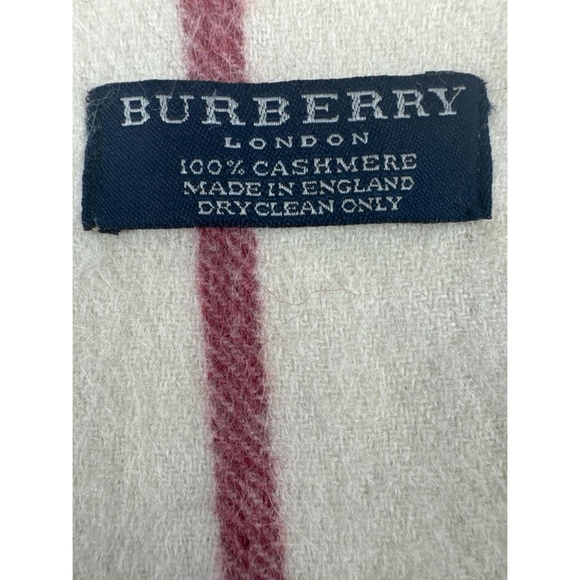 Burberry 100% Cashmere Scarf - Nova Check Pattern - Picture 3 of 4